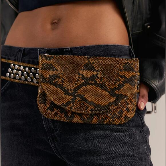 Free People Animal Instinct Pocket Belt main image 6